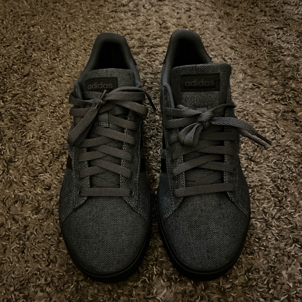 Adidas Men's Daily 3.0 Grey & Black Colorway